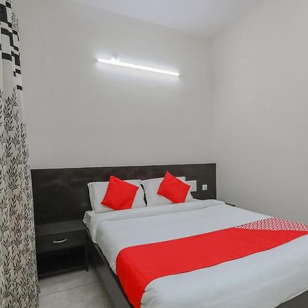 Отель Oyo 22211 Shree Ankanatheshwara Residency Nanjangud Экстерьер фото