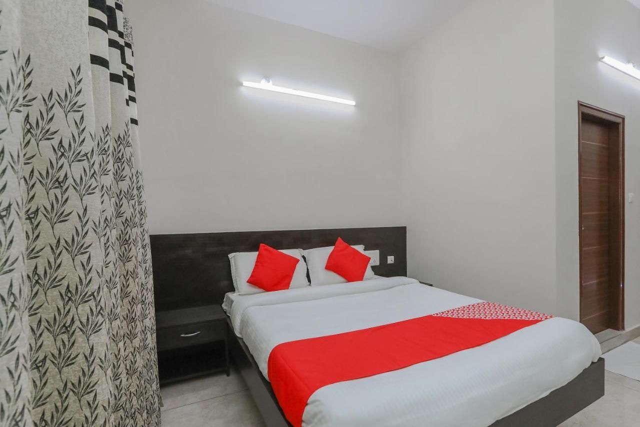 Отель Oyo 22211 Shree Ankanatheshwara Residency Nanjangud Экстерьер фото