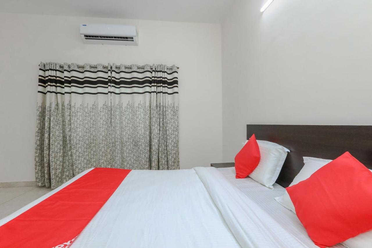 Отель Oyo 22211 Shree Ankanatheshwara Residency Nanjangud Экстерьер фото