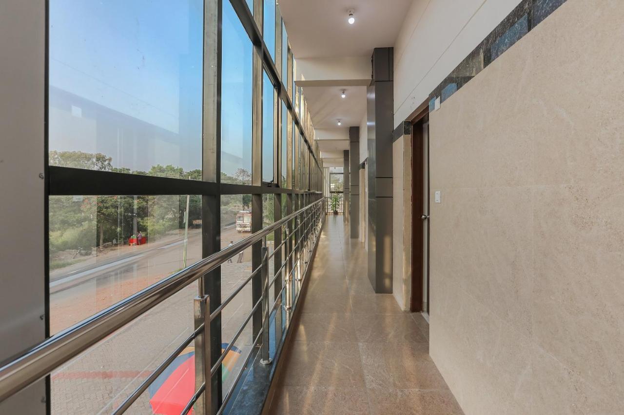 Отель Oyo 22211 Shree Ankanatheshwara Residency Nanjangud Экстерьер фото